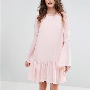 ASOS Glamorous Tall Shift Dress With Peplum Hem And Ribbon Tie Sleeves 2